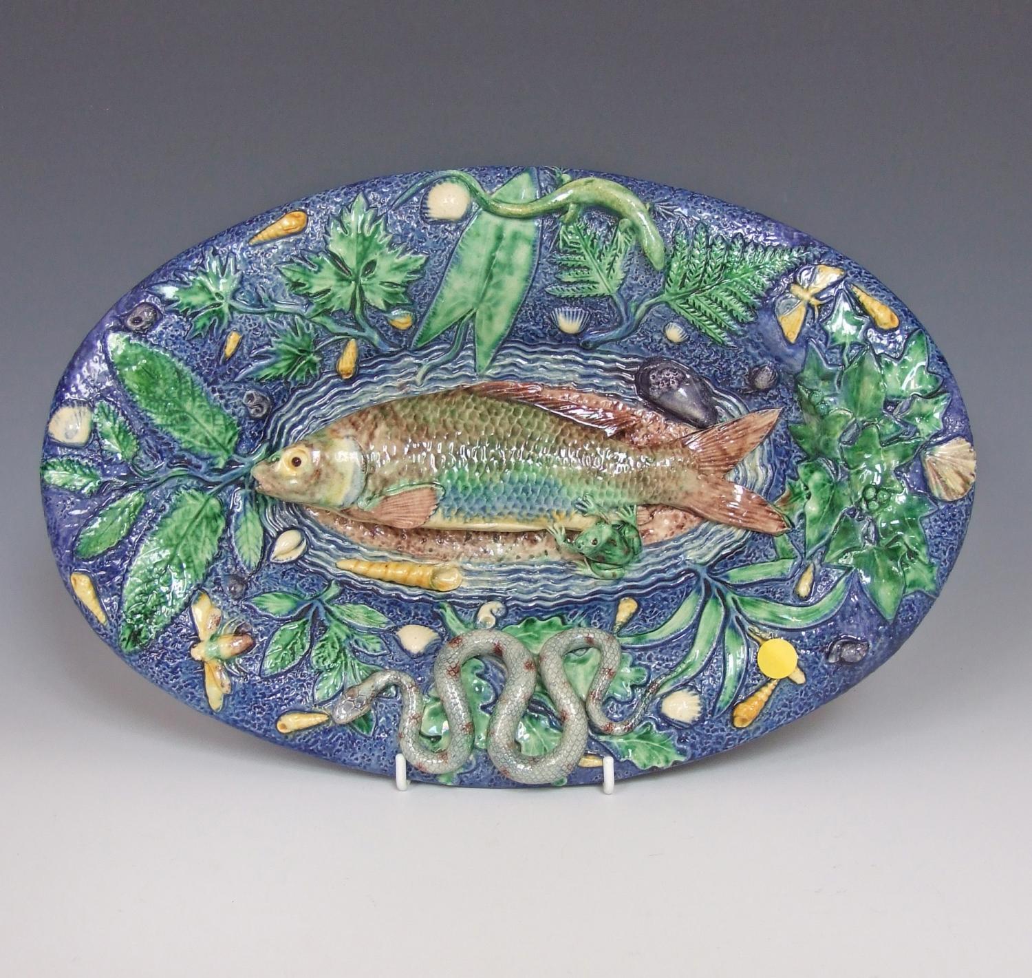 Oval Palissy fish charger
