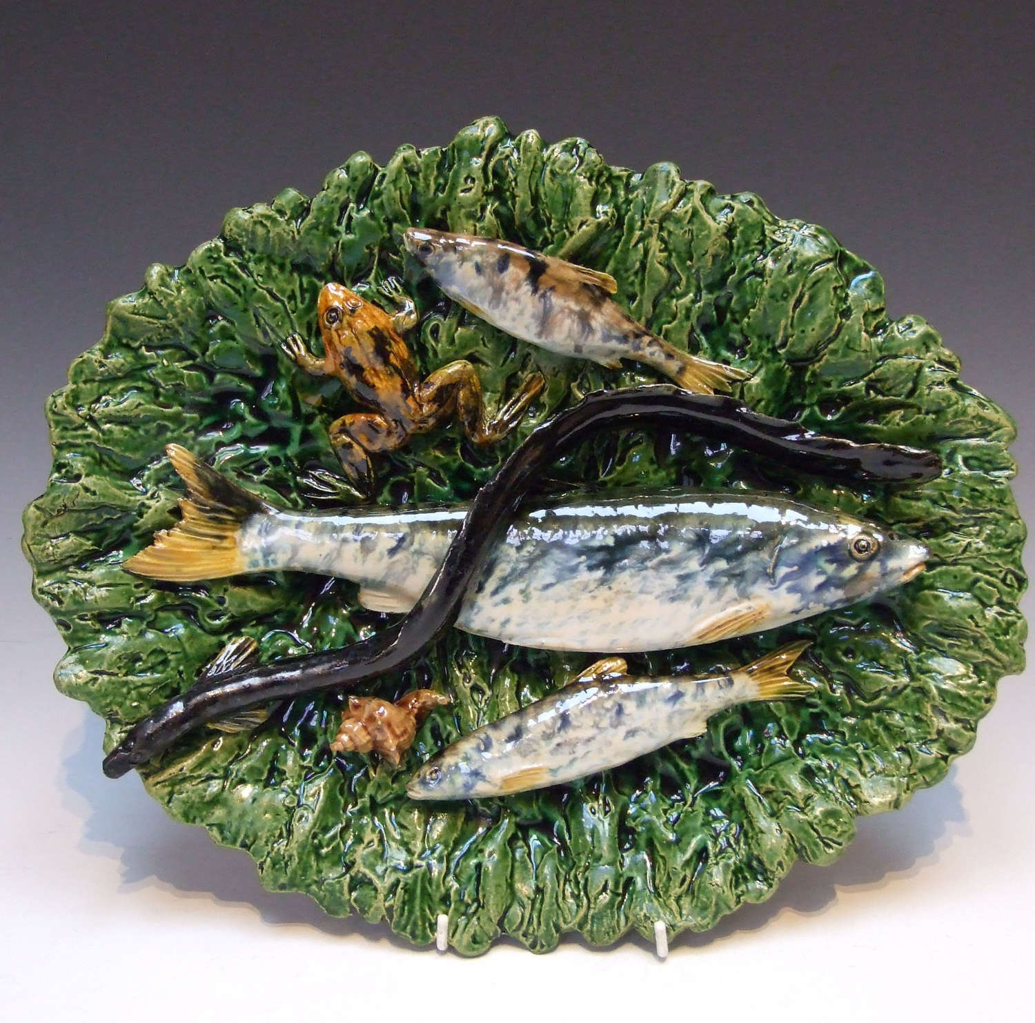 Fine Palissy oval fish & frog motif charger by Alfred Renoleau