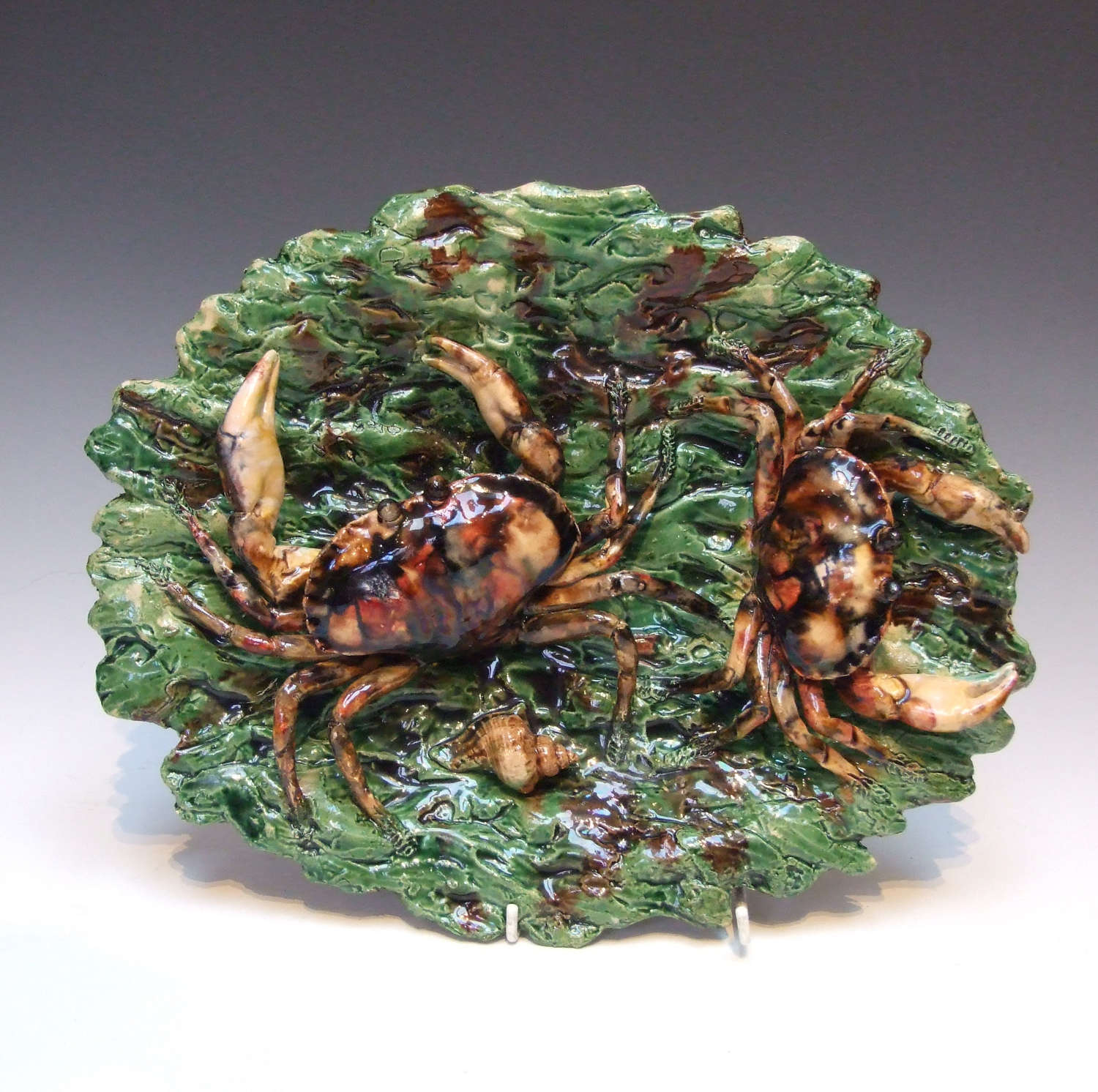 Fine crab motif Palissy oval charger