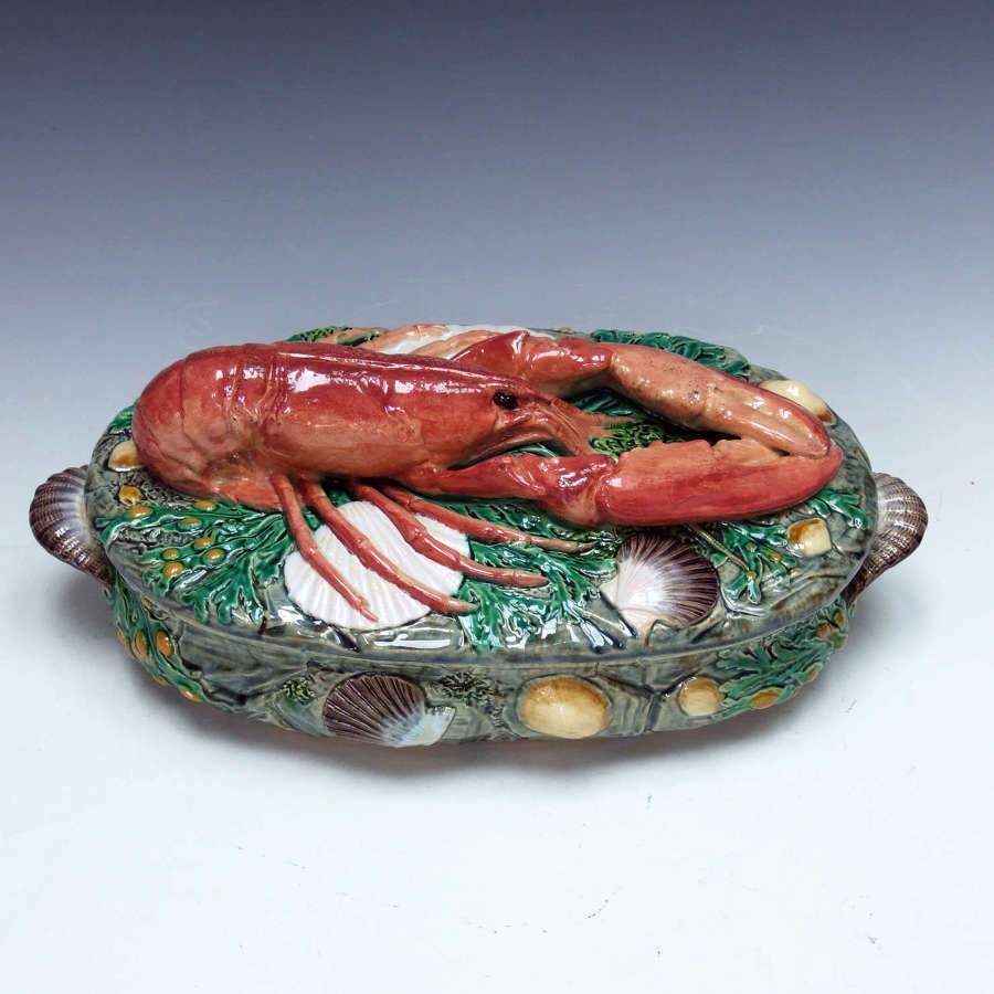 Very rare large Minton majolica Lobster and shells tureen