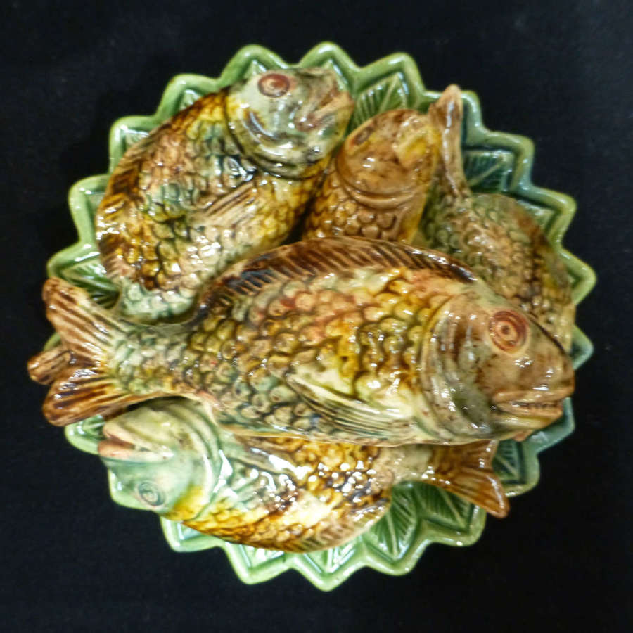 Miniature Palissy heaped fish motif plate